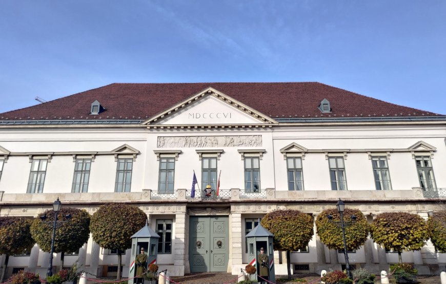 Коледна приказка по Дунав – Будапеща, Сентендре и Виена  отпътуване с автобус от София